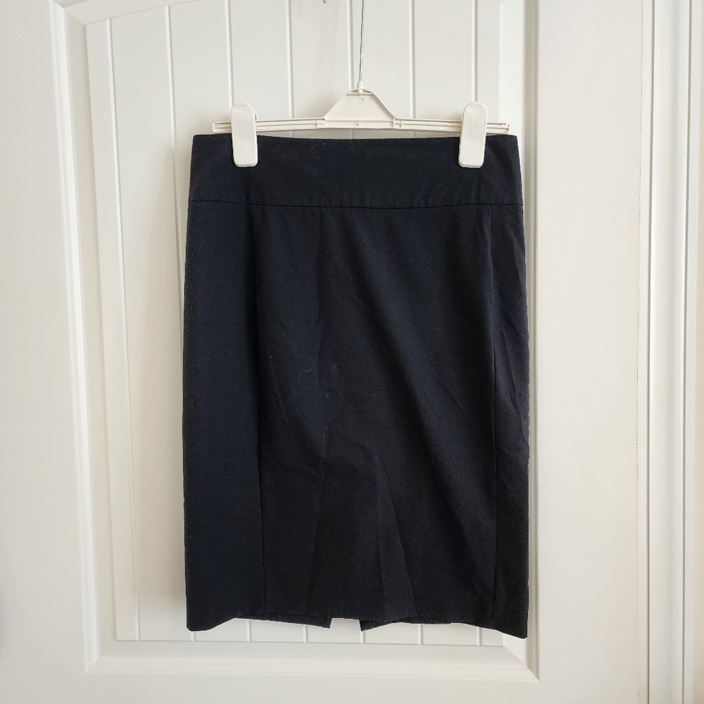 Zara Black Basic Skirt Size 0 - image 4